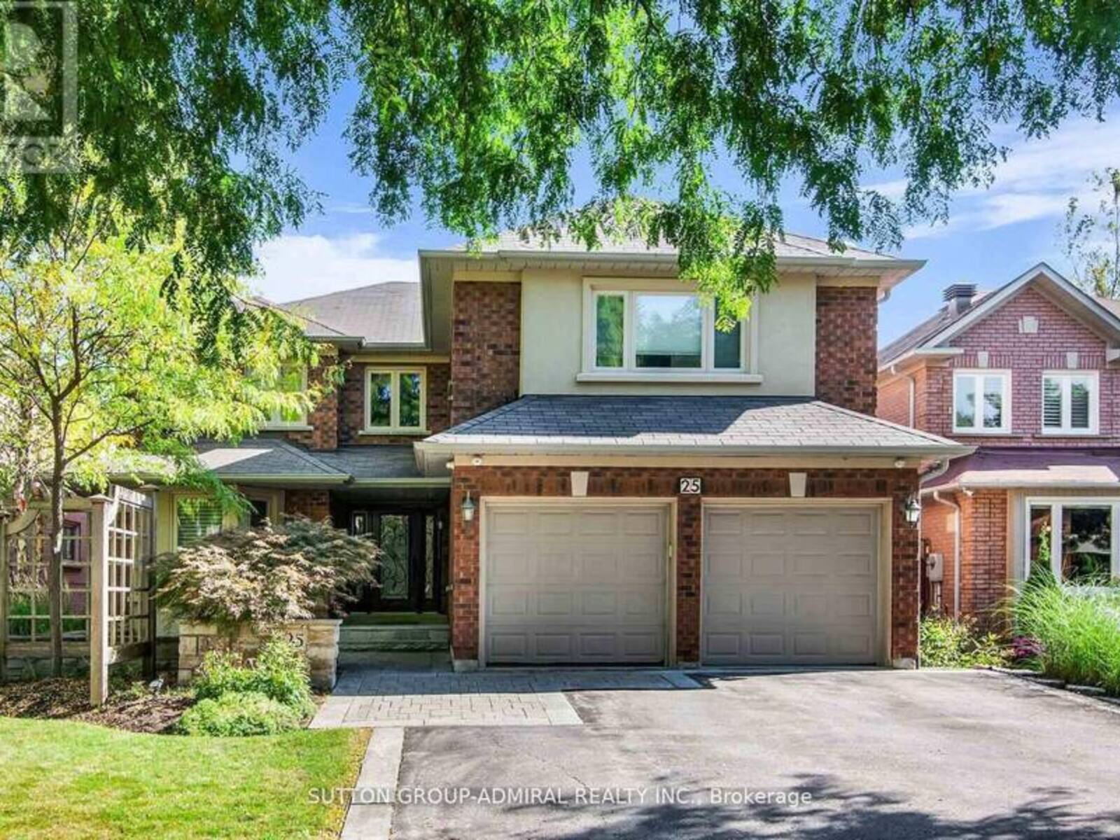 25 GRENADIER CRESCENT, Vaughan, Ontario L4J 7V8
