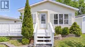 4101 WESLEY STREET | Severn Ontario | Slide Image Three