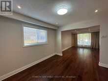 10 EPPING COURT | Markham Ontario | Slide Image Five