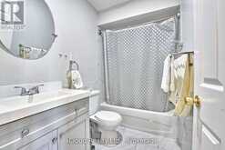 14 TIMBERLANE DRIVE | Brampton Ontario | Slide Image Fifteen