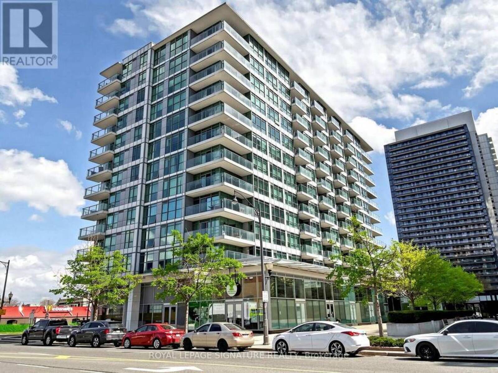 1211 - 15 SINGER COURT, Toronto, Ontario M2K 0B1