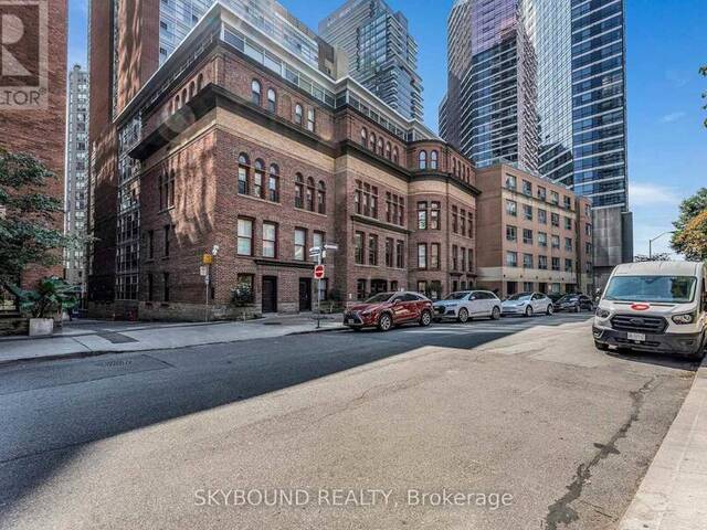 505 - 11 ST JOSEPH STREET Toronto Ontario, M4Y 1J8 - 1 Bedroom Condo For Sale