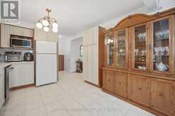 74 RINGWAY CRESCENT | Toronto Ontario | Slide Image Ten