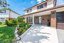 74 RINGWAY CRESCENT | Toronto Ontario | Slide Image Four