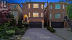 690 ORIOLE PARKWAY | Toronto Ontario | Slide Image One