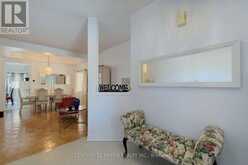 8 LAMPMAN DRIVE | Toronto Ontario | Slide Image Eight