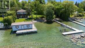 678 LAKE DRIVE E | Georgina Ontario | Slide Image Four