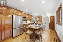 44 NEW MOUNTAIN ROAD | Hamilton Ontario | Slide Image Ten
