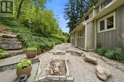 44 NEW MOUNTAIN ROAD | Hamilton Ontario | Slide Image Thirty-four