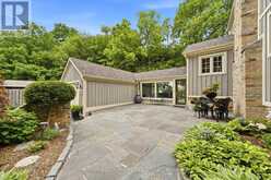 44 NEW MOUNTAIN ROAD | Hamilton Ontario | Slide Image Six