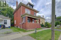 5 FLEET STREET | Brantford Ontario | Slide Image Three