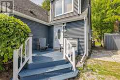 17 FARLEY CIRCLE | Georgina Ontario | Slide Image Five
