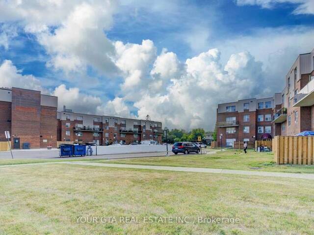 122 - 1055 B FORESTWOOD DRIVE Mississauga Ontario, L5C 2T8 - 3 Bedrooms Condo For Sale