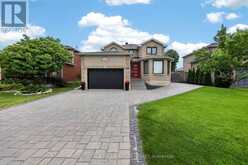 35 FARMSTEAD CRESCENT | Barrie Ontario | Slide Image Two