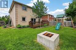 35 FARMSTEAD CRESCENT | Barrie Ontario | Slide Image Thirty-five