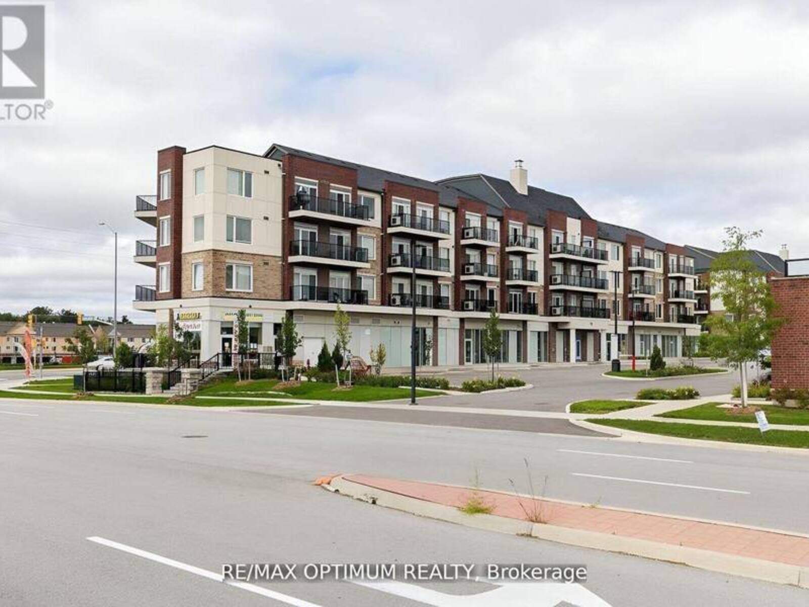 402 - 50 SKY HARBOUR DRIVE, Brampton, Ontario L6Y 6B8