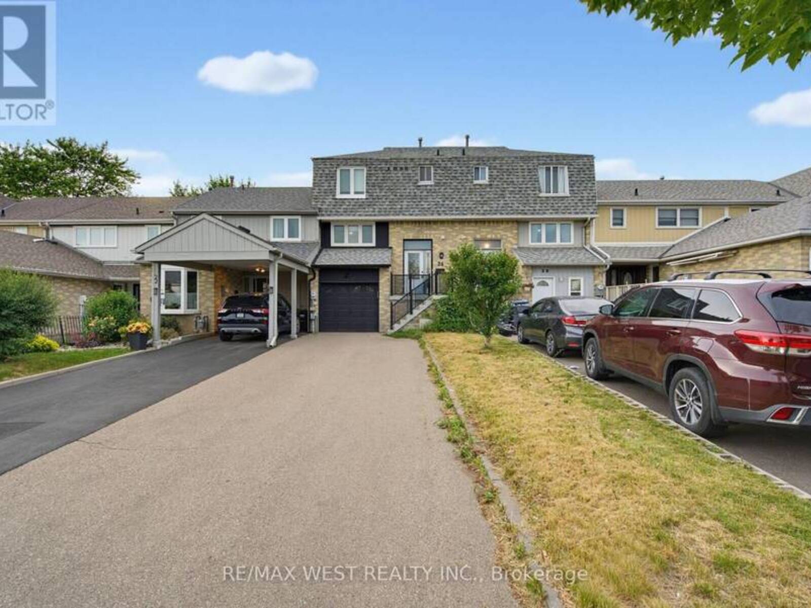 24 PRIMROSE CRESCENT, Brampton, Ontario L6Z 1E2