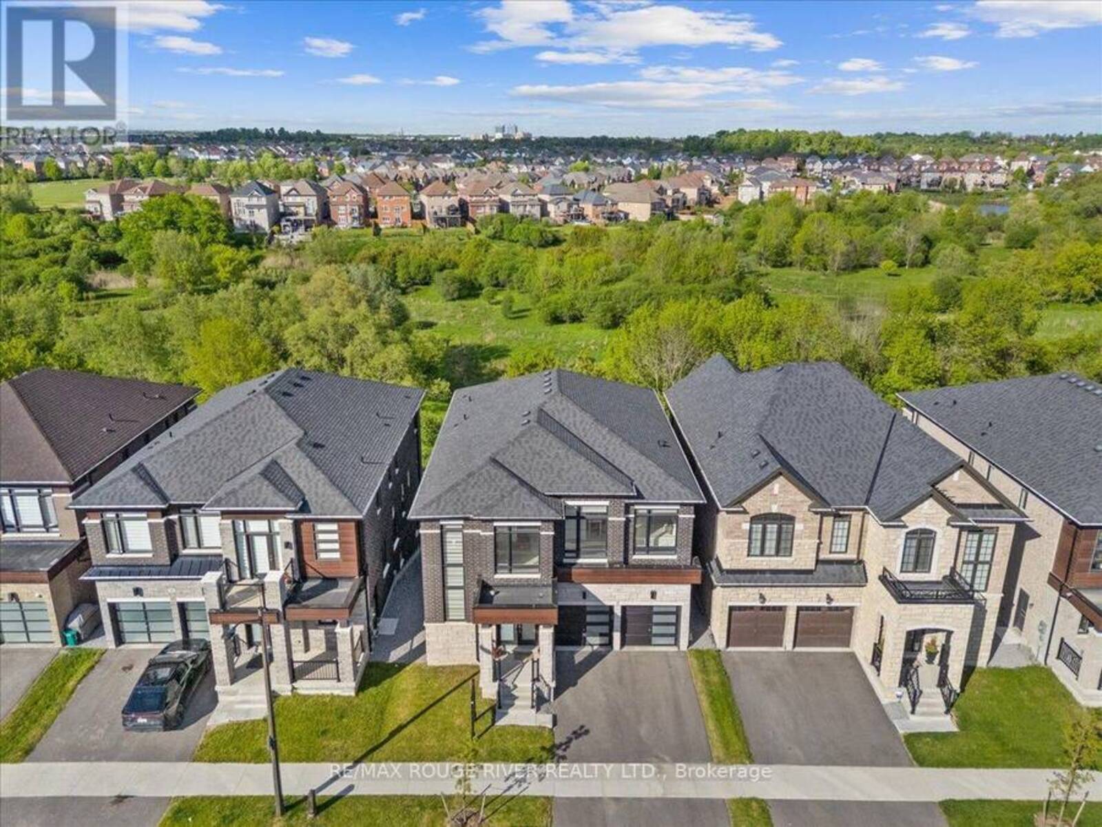 39 ARMILIA PLACE, Whitby, Ontario L1P 0P8