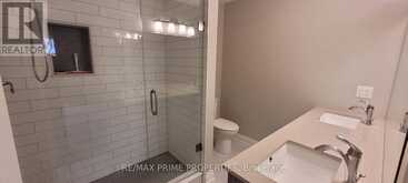 88C CLAPPERTON STREET | Barrie Ontario | Slide Image Twelve