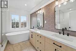 2212 URWIN CRESCENT | Oakville Ontario | Slide Image Twenty-four