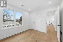 2212 URWIN CRESCENT | Oakville Ontario | Slide Image Thirty-three