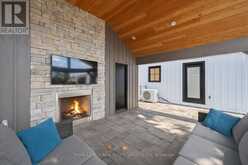 2212 URWIN CRESCENT | Oakville Ontario | Slide Image Fifty
