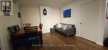 426 - 8 TRENT AVENUE | Toronto Ontario | Slide Image Thirteen