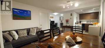 426 - 8 TRENT AVENUE | Toronto Ontario | Slide Image Nine