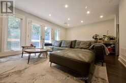 22 THURGATE CRESCENT | Markham Ontario | Slide Image Three