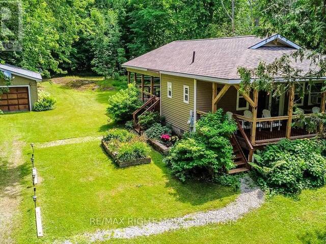 1627 CANNING ROAD N Gravenhurst Ontario, P0E 1N0 - 2 Bedrooms Waterfront Home For sale