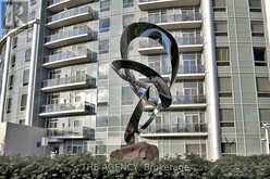 1015 - 135 VILLAGE GREEN SQUARE | Toronto Ontario | Slide Image Three