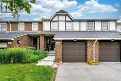 266 SIMONSTON BOULEVARD | Markham Ontario | Slide Image One