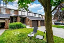 266 SIMONSTON BOULEVARD | Markham Ontario | Slide Image Three