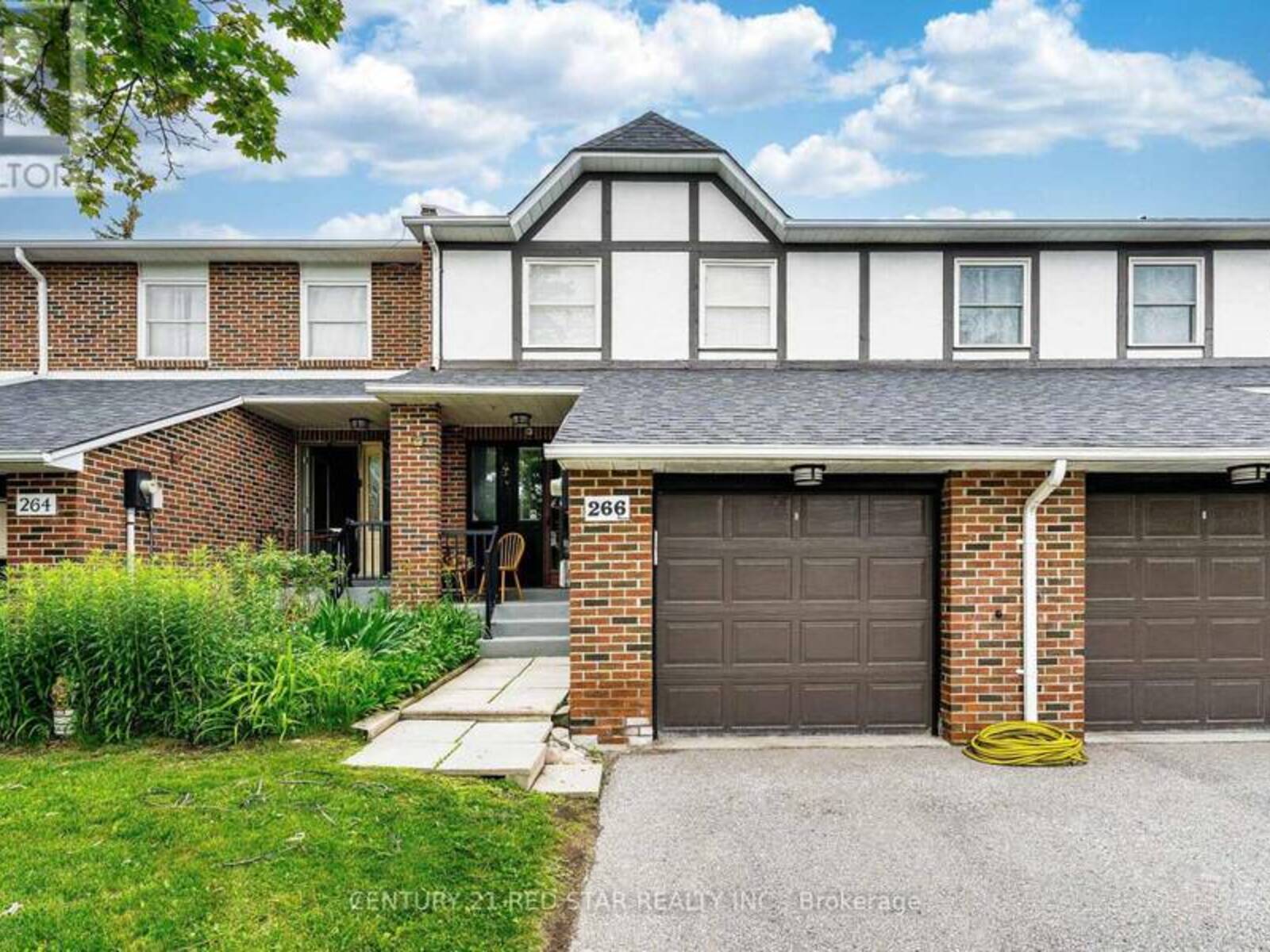 266 SIMONSTON BOULEVARD, Markham, Ontario L3T 4T5