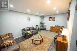 391 ADMIRAL DRIVE | London Ontario | Slide Image Five