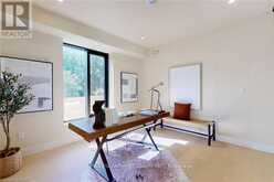28 DUNSMORE GARDENS | Toronto Ontario | Slide Image Fifteen