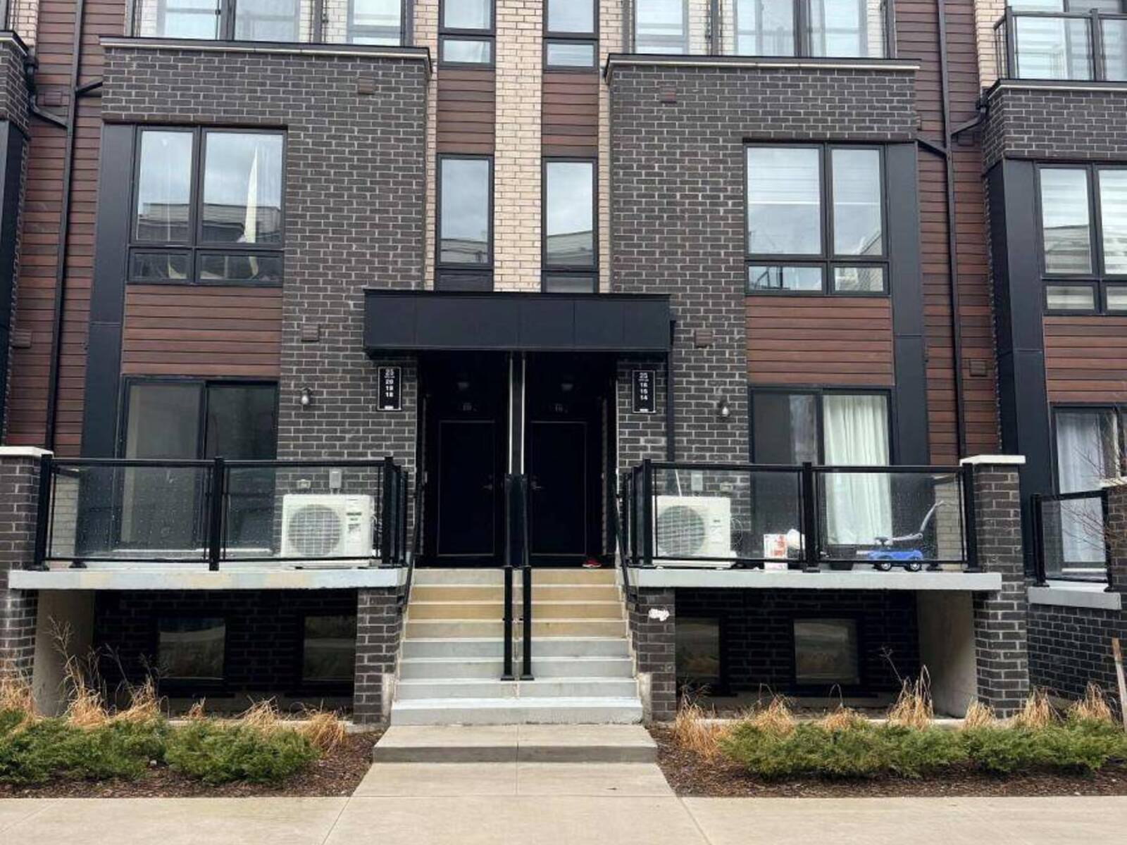19 - 25 PRIYA LANE, Toronto, Ontario M1B 0E8