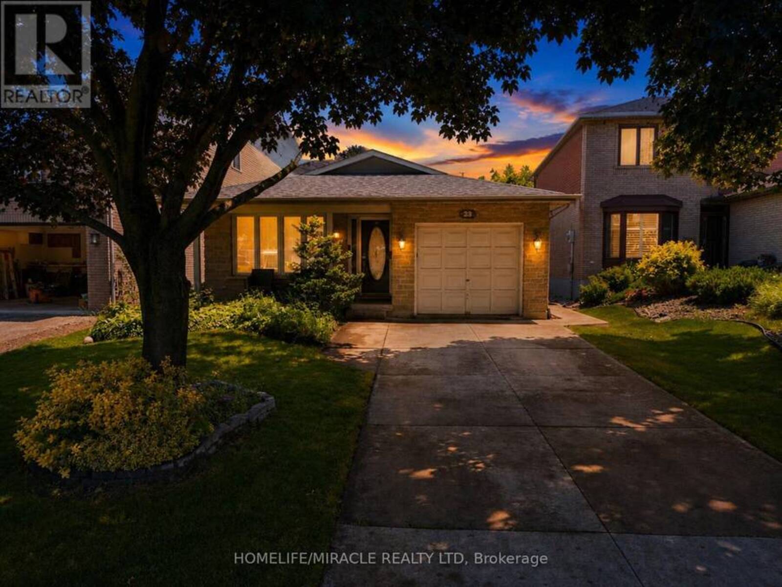 23 MILLPOND PLACE, Hamilton, Ontario L8W 2W6