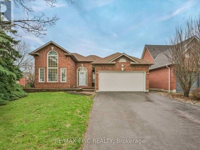 33 EMMETT PLACE Whitby Ontario, L1R 2B4 - 5 Bedrooms Home For Sale