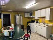 635 STRAWBERRY LANE | Newmarket Ontario | Slide Image Three