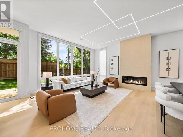 15 ALDERSHOT CRESCENT Toronto Ontario, M2P 1L7 - 5 Bedrooms Home For Sale