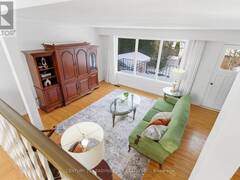 581 ARNHEM DRIVE Oshawa Ontario, L1G 2J7