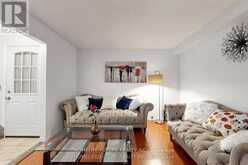 86 HALFMOON SQUARE | Toronto Ontario | Slide Image Nine