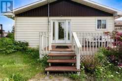 442 HALL SHORE DRIVE | Lanark Highlands Ontario | Slide Image Three