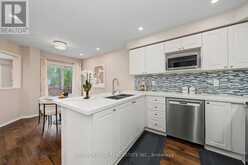 506 PONDVIEW PLACE | Oakville Ontario | Slide Image Thirteen