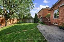 506 PONDVIEW PLACE | Oakville Ontario | Slide Image Six