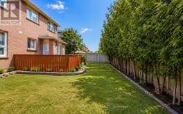23 CLYDESDALE CIRCLE | Brampton Ontario | Slide Image Fifteen