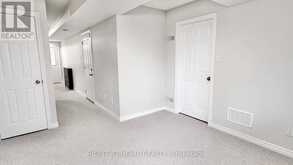 87 MAYLAND TRAIL | Hamilton Ontario | Slide Image Twelve