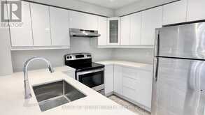 87 MAYLAND TRAIL | Hamilton Ontario | Slide Image Three