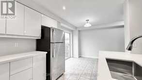 87 MAYLAND TRAIL | Hamilton Ontario | Slide Image Five